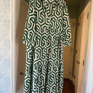 Zara Green and White Long Sleeve Dress